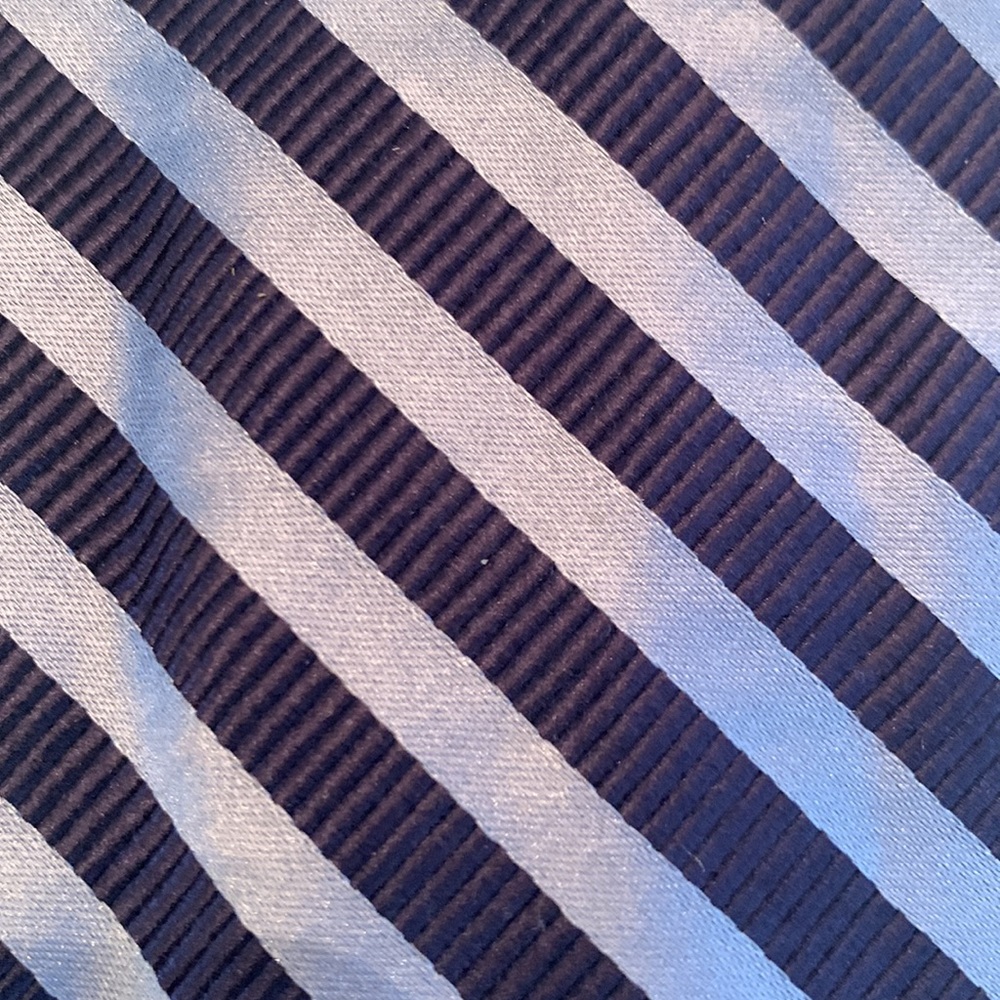 Lot of 5 ties by Robert Talbots and XMI Platinum. - Picture 10 of 11